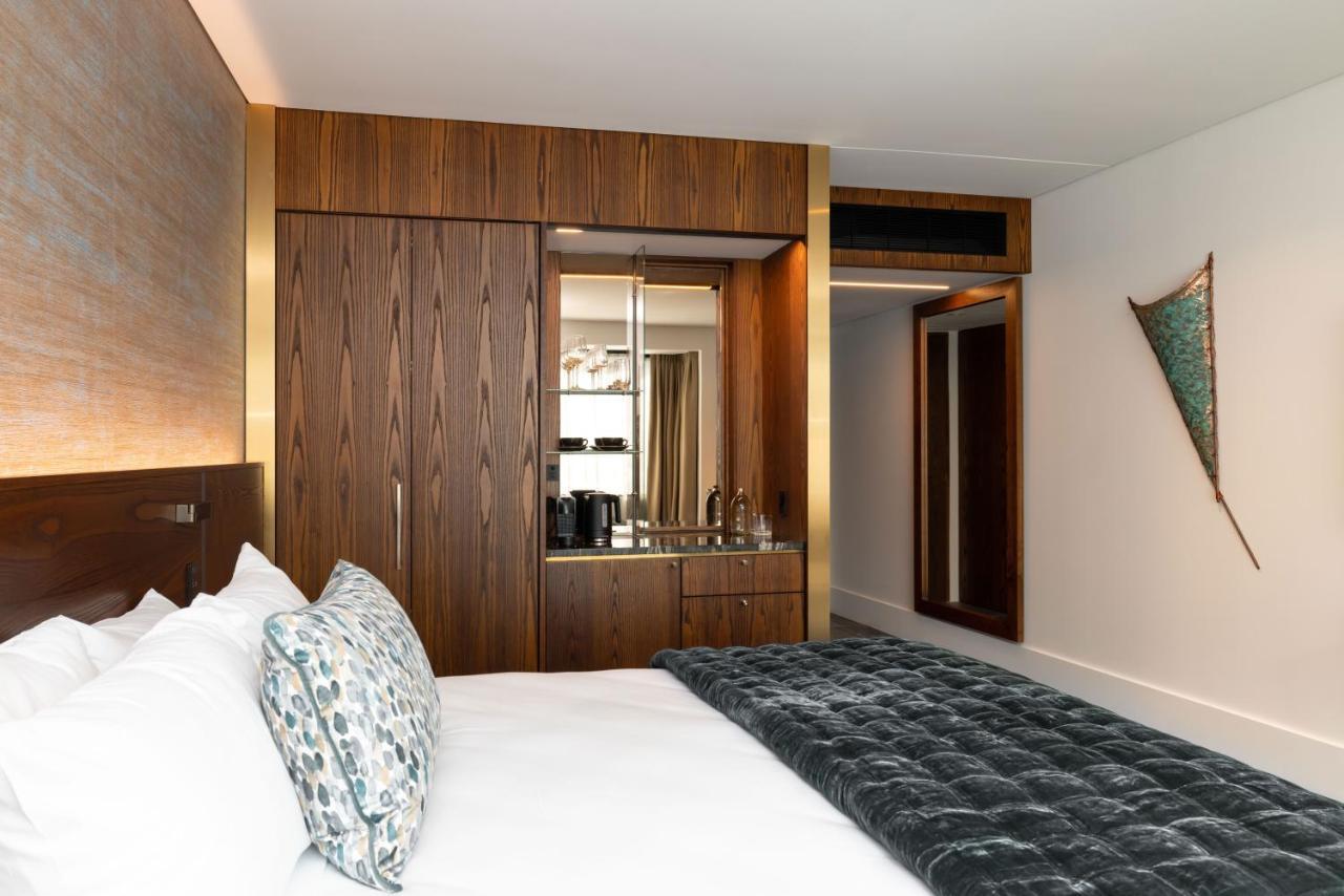 Horizon By Skycity Auckland Exterior photo A room at the hotel