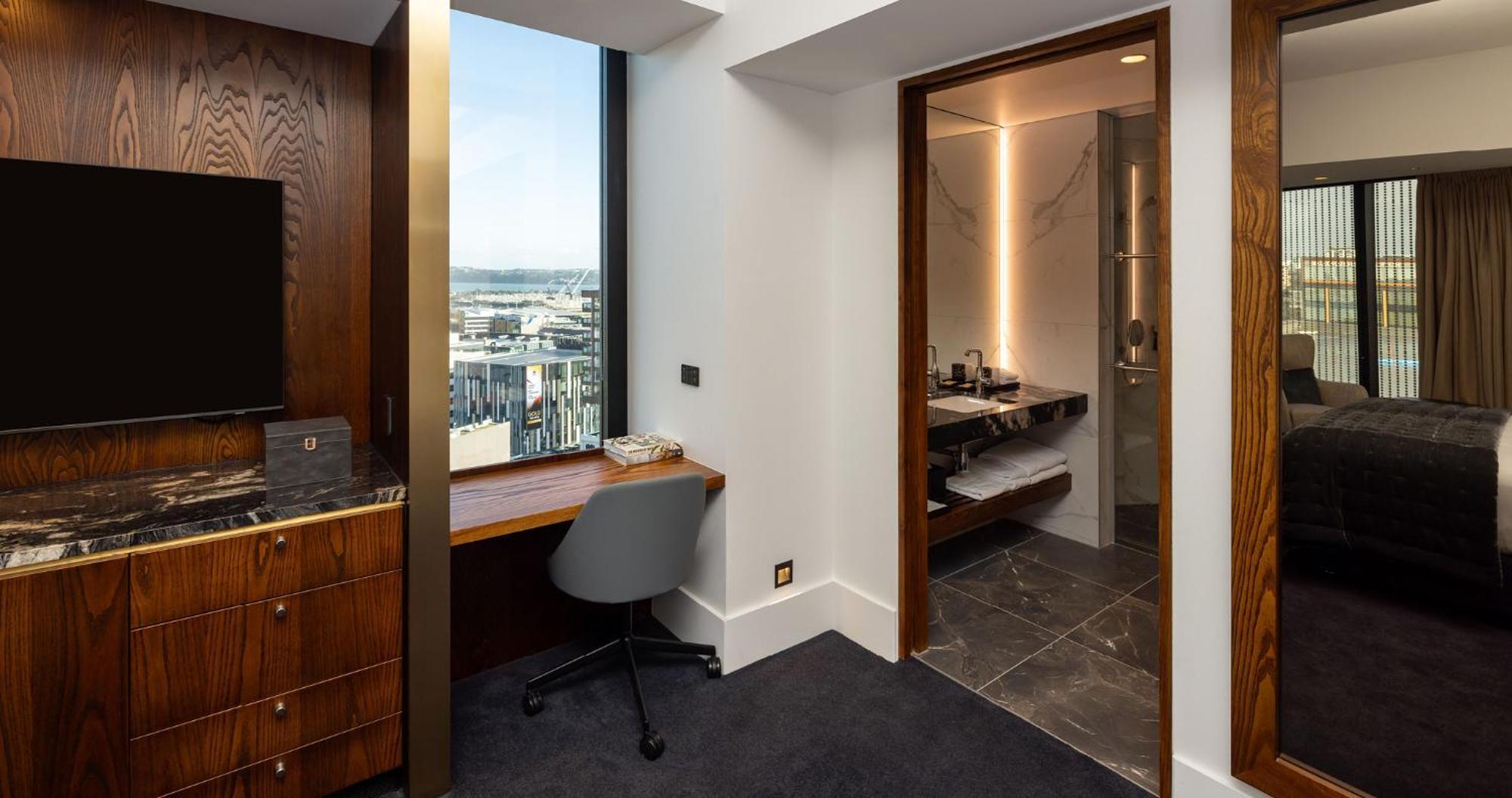 Horizon By Skycity Auckland Exterior photo A room at the hotel