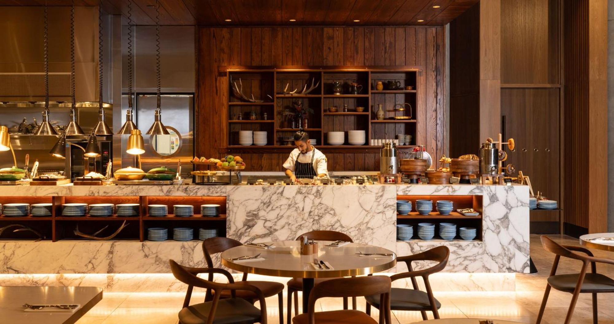Horizon By Skycity Auckland Exterior photo The Kitchen Table